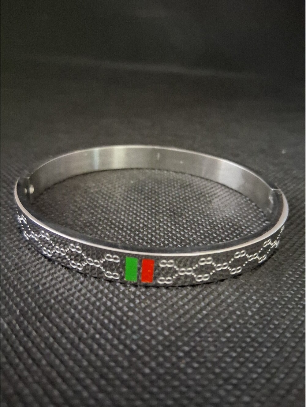 Mens 7 ½" Bangle Bracelet like New‎ Condition
